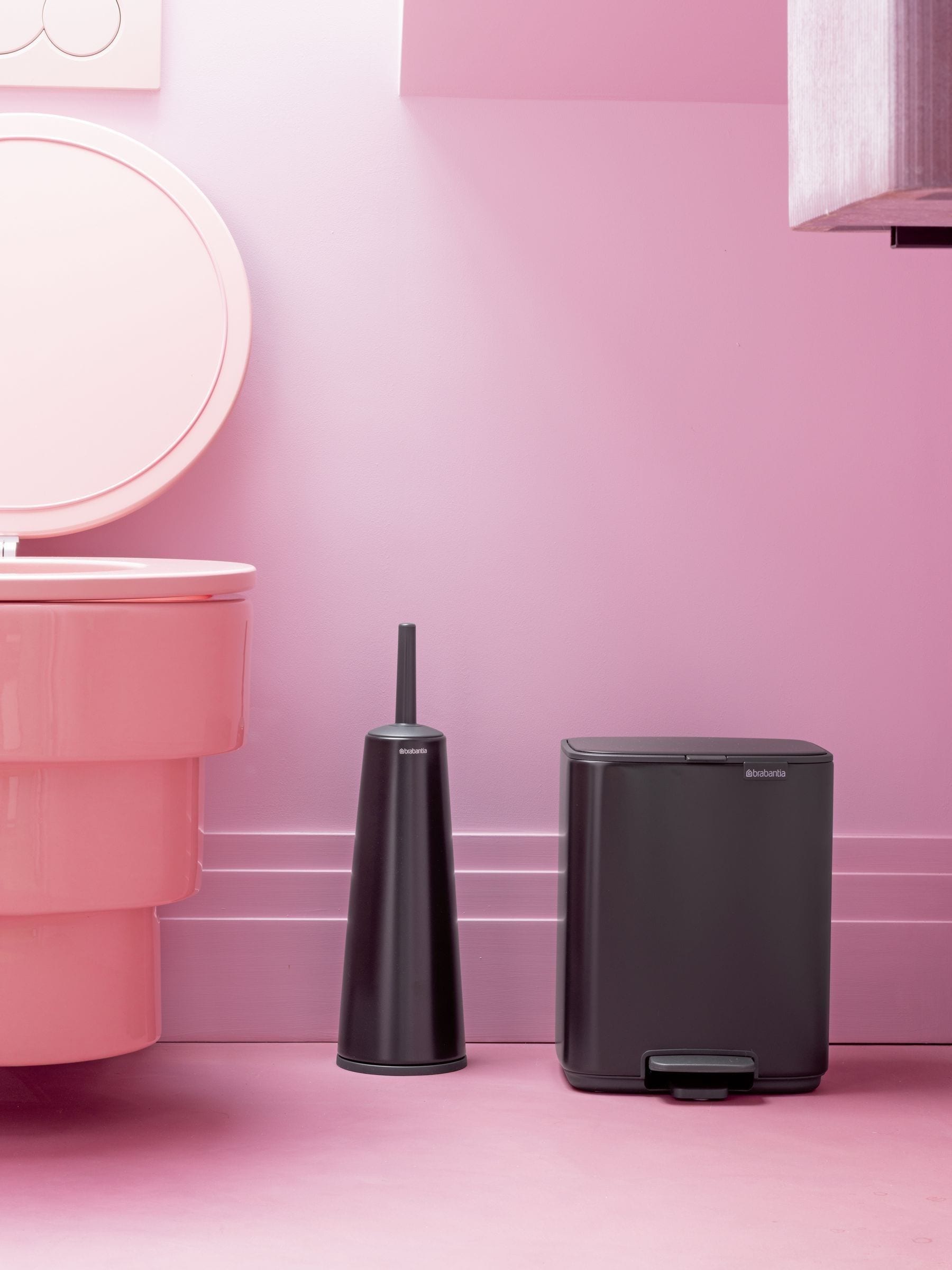 Brabantia Bo Pedal Bin 7L (Matte Black), Soft Closing Waste Bin with Light Pedal Operation, Easy to Clean Removable Plastic Inner Bucket with Free PerfectFit Rubbish Bags Included - Image 4
