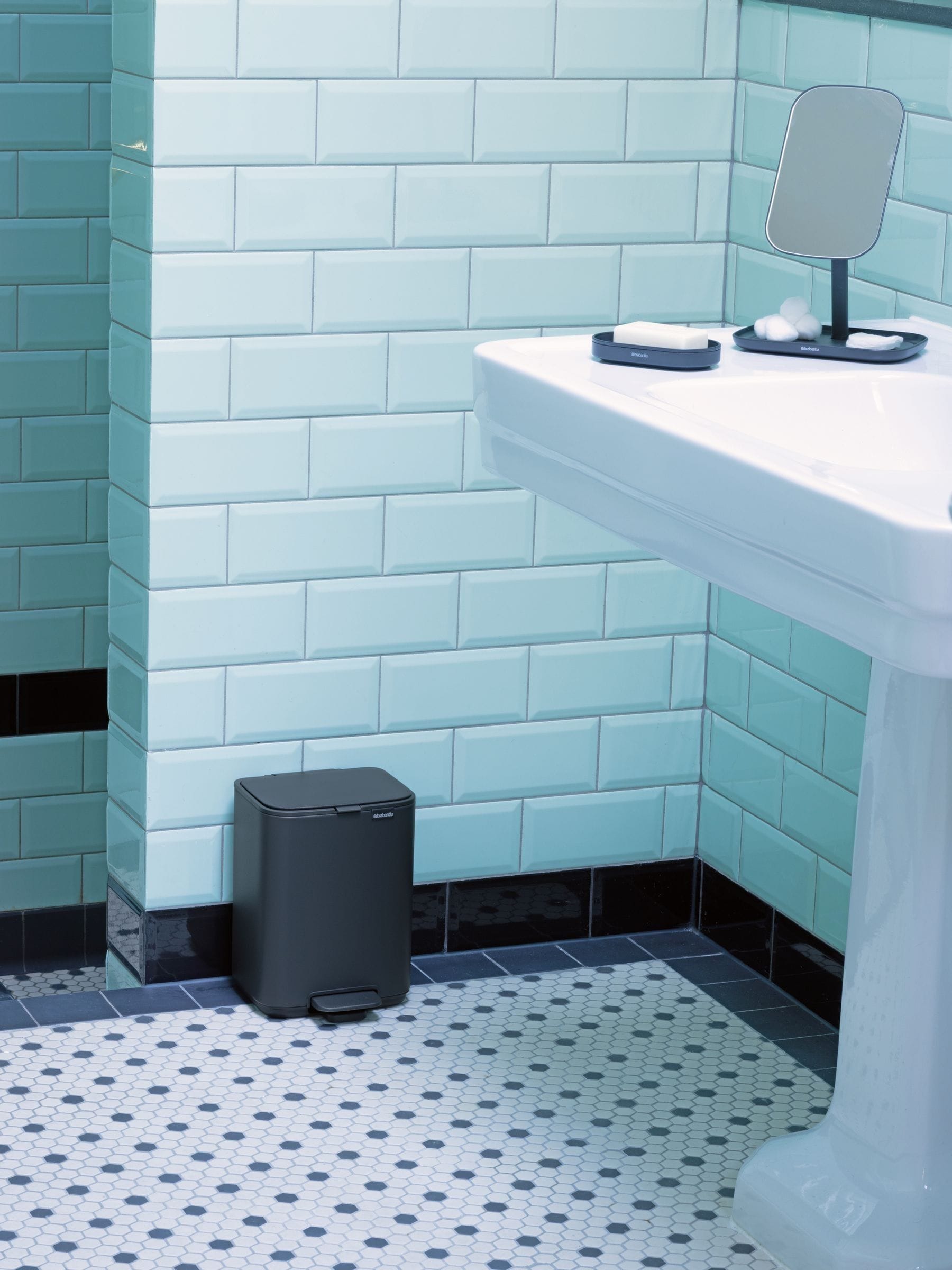 Brabantia Bo Pedal Bin 4L (Mineral Infinite Grey), Space-Efficient and Soft Closing Waste Bin with Light Pedal Operation, Easy to Clean Plastic Inner Bucket with Free PerfectFit Rubbish Bags Included - Image 3