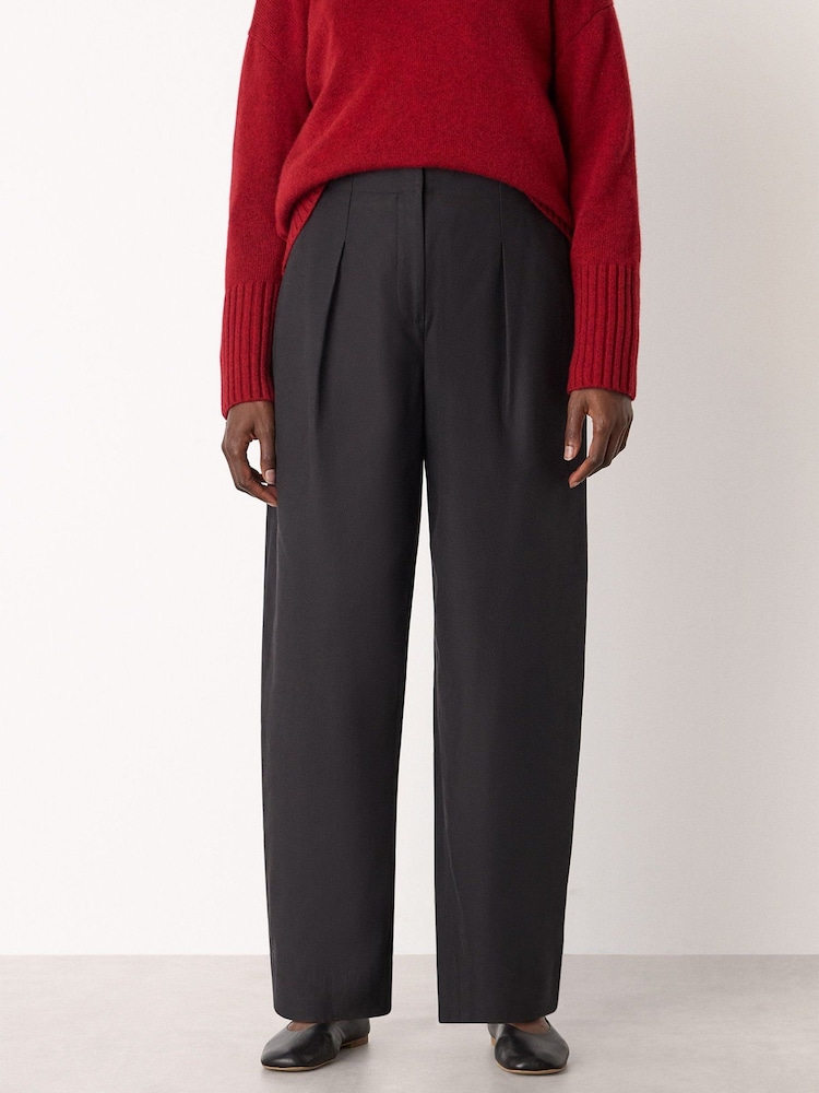 Whistles Black Pleat Front Barrel Trousers - Image 1 of 3