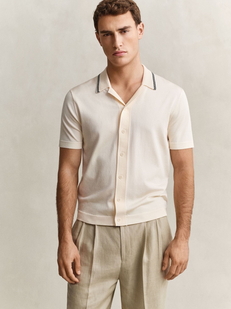 Cream - GANT Strickhemd mit durchgehender Knopfleiste und Paspelkragen - Bild 1 von 4