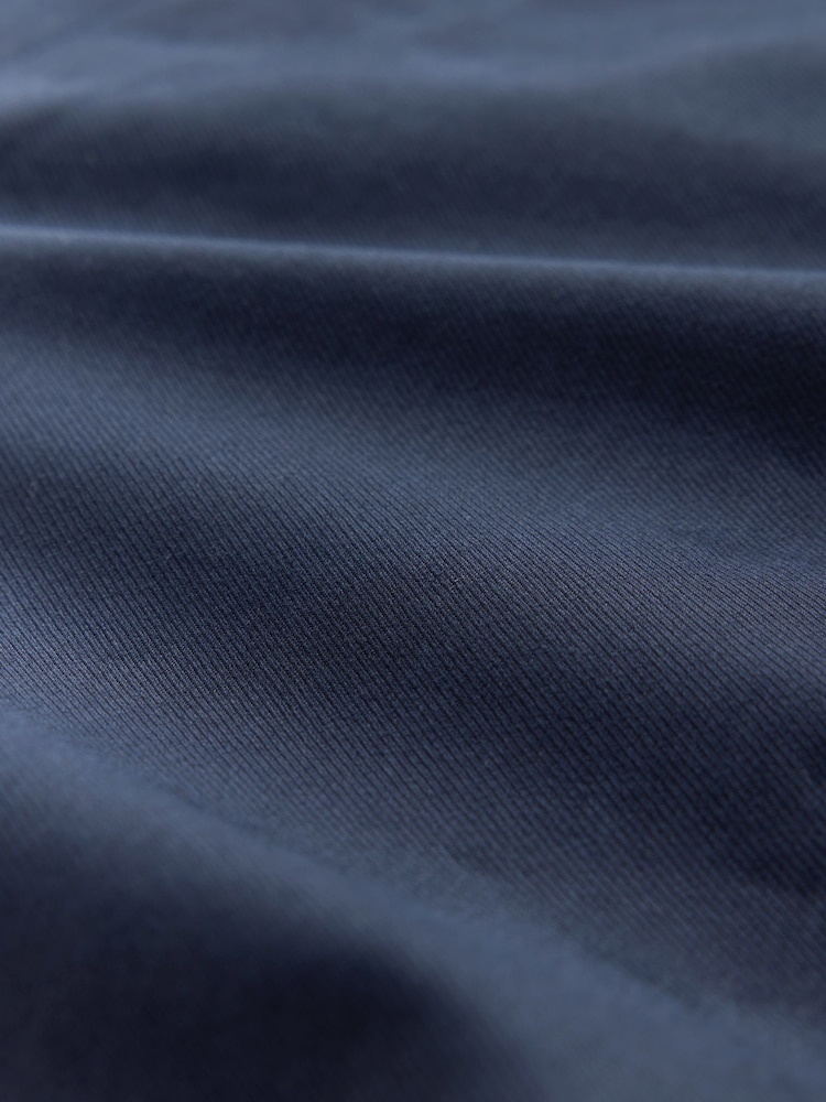 Zils - Muskuļu fit - N. Premium elegantas kokvilnas TENCEL™ liocela maisījuma chino bikses ar ērtu jostasvietu - Attēls 9 no 9 Zils - Muskuļu fit - N. Premium elegantas kokvilnas TENCEL™ liocela maisījuma chino bikses ar ērtu jostasvietu - Attēls 9 no 9