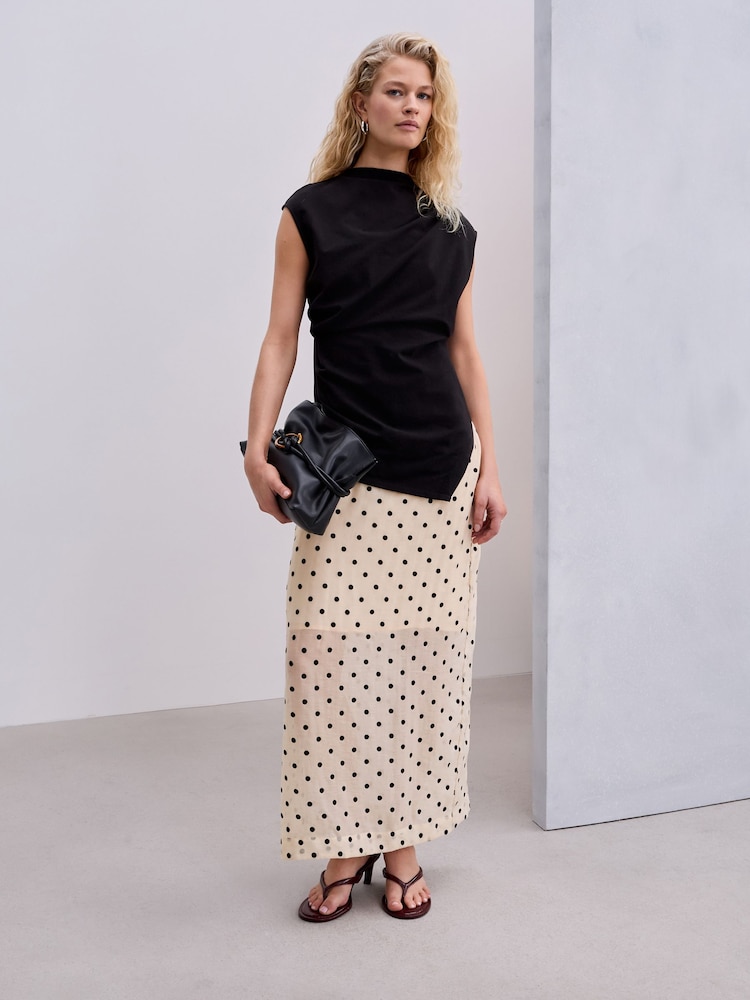 أسود/أبيض منقط بولكا - فستان متوسط الطول بتنورة شفافة 2 في 1 - صورة 2 من 9