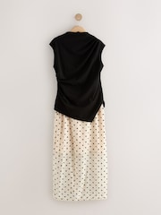 أسود/أبيض منقط بولكا - فستان متوسط الطول بتنورة شفافة 2 في 1 - صورة 6 من 9