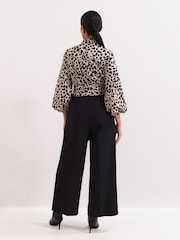Phase Eight Leopard Jumpsuit - صورة 2 من 6
