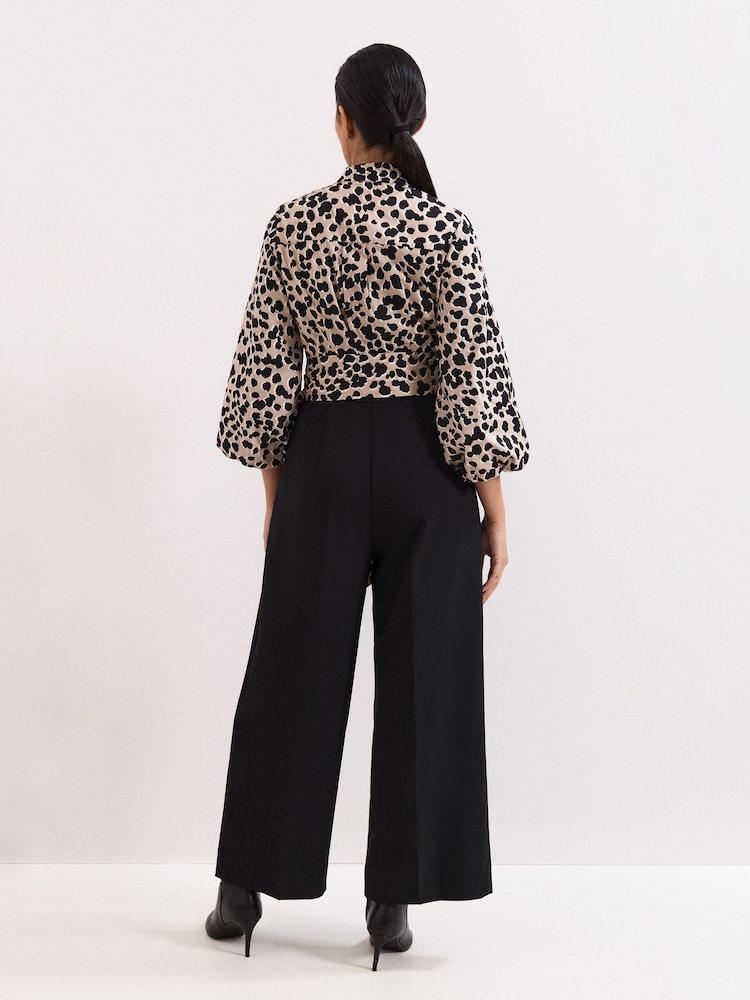 Phase Eight Leopard Jumpsuit - صورة 2 من 6 Phase Eight Leopard Jumpsuit - صورة 2 من 6
