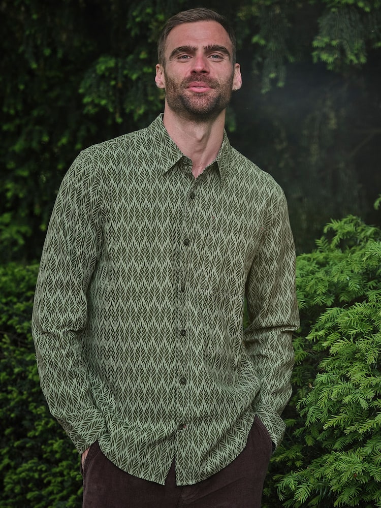 FatFace Dusky Green Long Sleeve Chambray Leaf Print Shirt - Image 1 of 5