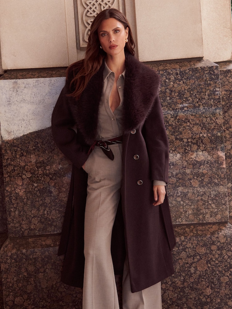 Lipsy Fur Collar Longline Belted Coat - Bilde 1 av 6 Lipsy Fur Collar Longline Belted Coat - Bilde 1 av 6