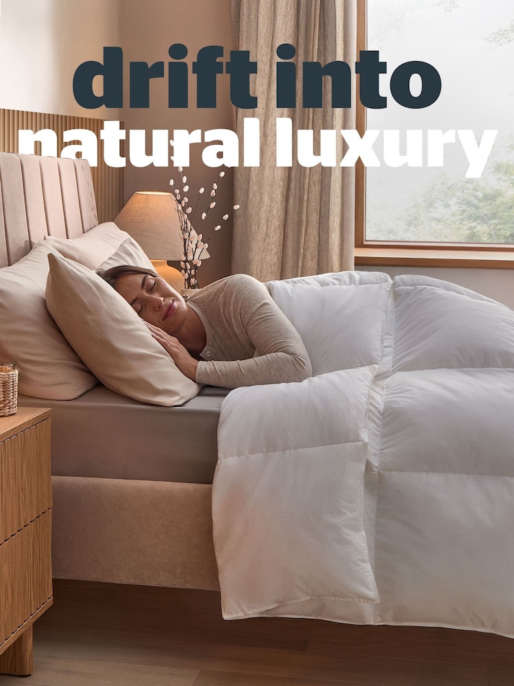 Silentnight Duck Feather Duvet - 10.5 Tog - Image 2 of 9 Silentnight Duck Feather Duvet - 10.5 Tog - Image 2 of 9