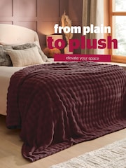 Silentnight Berry Bubble Fleece Giant Blanket - Image 4 of 9