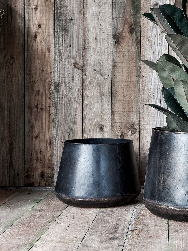 Nkuku Aged Black Endo Iron Planter - Image 1 of 2