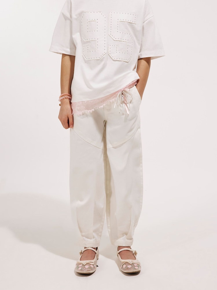 クリーム - River Island キーホルダー付き デニム カーゴパンツ - 画像 1 / 6