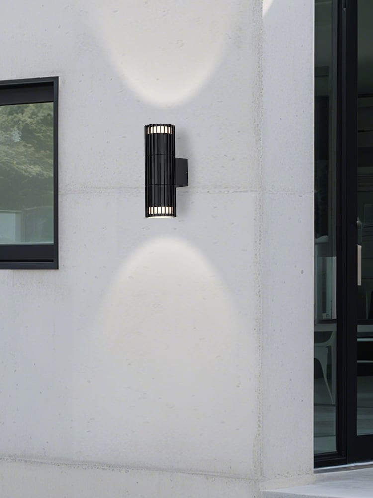 Searchlight 2 Light Outdoor Wall Light - صورة 1 من 5 Searchlight 2 Light Outdoor Wall Light - صورة 1 من 5