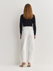 FRAME White The Bow Barrel Leg Jeans - Image 4 of 7