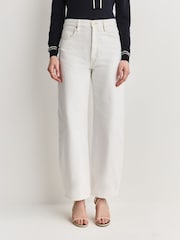 FRAME White The Bow Barrel Leg Jeans - Image 6 of 7