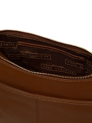 Pure Luxuries London Caldecote' Leather Cross-Body Bag - Image 4 of 7