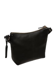 Pure Luxuries London Thorne' Leather Black Cross-Body Bag - Image 3 of 5