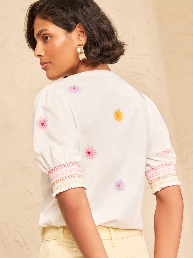 Love & Roses Ivory Rainbow Sun Embrodiered Short Sleeve Jersey Top - Image 4 of 4 Love & Roses Ivory Rainbow Sun Embrodiered Short Sleeve Jersey Top - Image 4 of 4