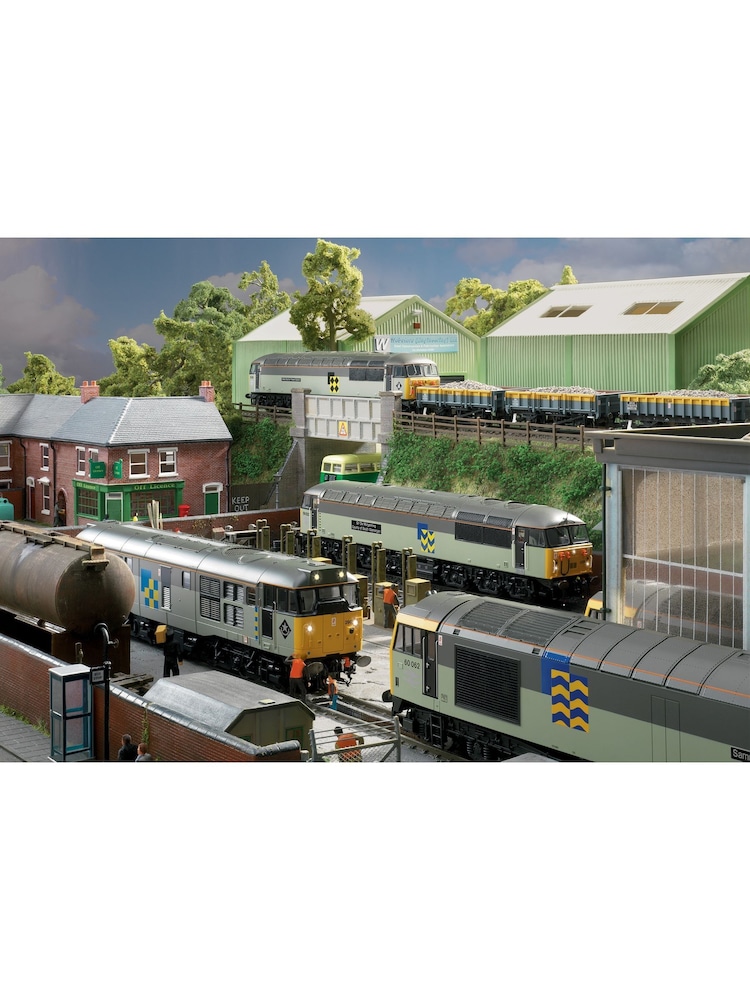 Kidikraft Hornby Diesel Depot 1000 Piece Jigsaw Puzzle - Image 2 of 2
