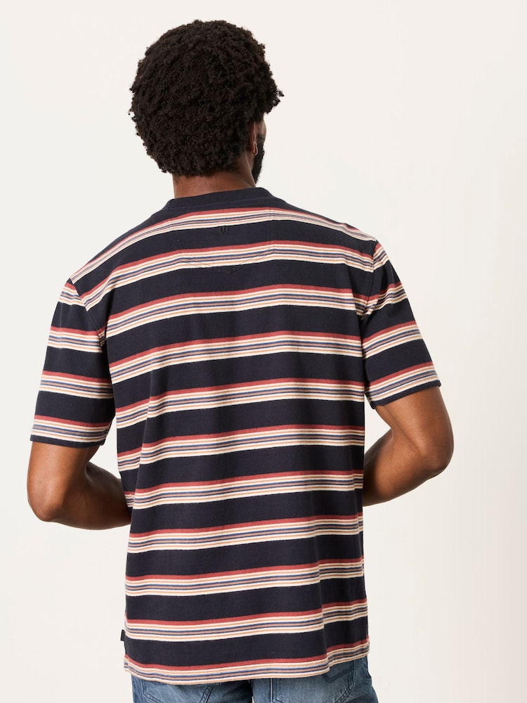 Itim na Multi Stripe - FatFace Short Sleeve Relaxed Fit T-Shirt - Larawan 2 ng 6 Itim na Multi Stripe - FatFace Short Sleeve Relaxed Fit T-Shirt - Larawan 2 ng 6