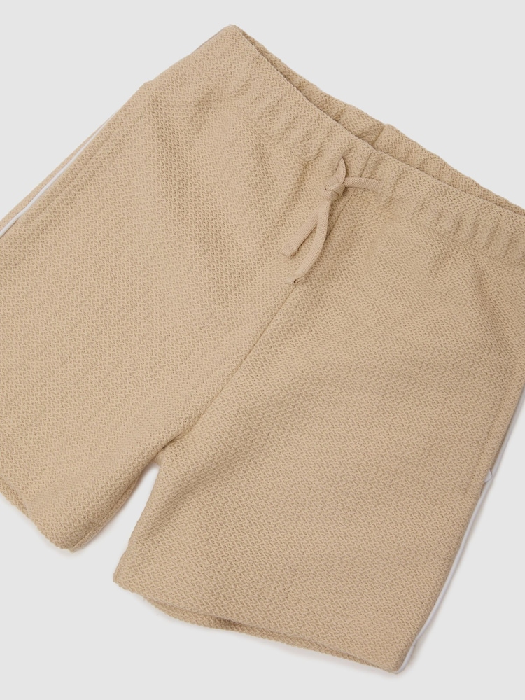 Reiss Oatmeal Echo 3-9 yrs Cotton Textured-Knit Piped Shorts - Image 3 of 3