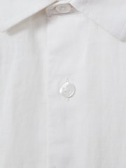 Reiss White Holiday Linen Short-Sleeve Button-Through Shirt - Image 4 of 4