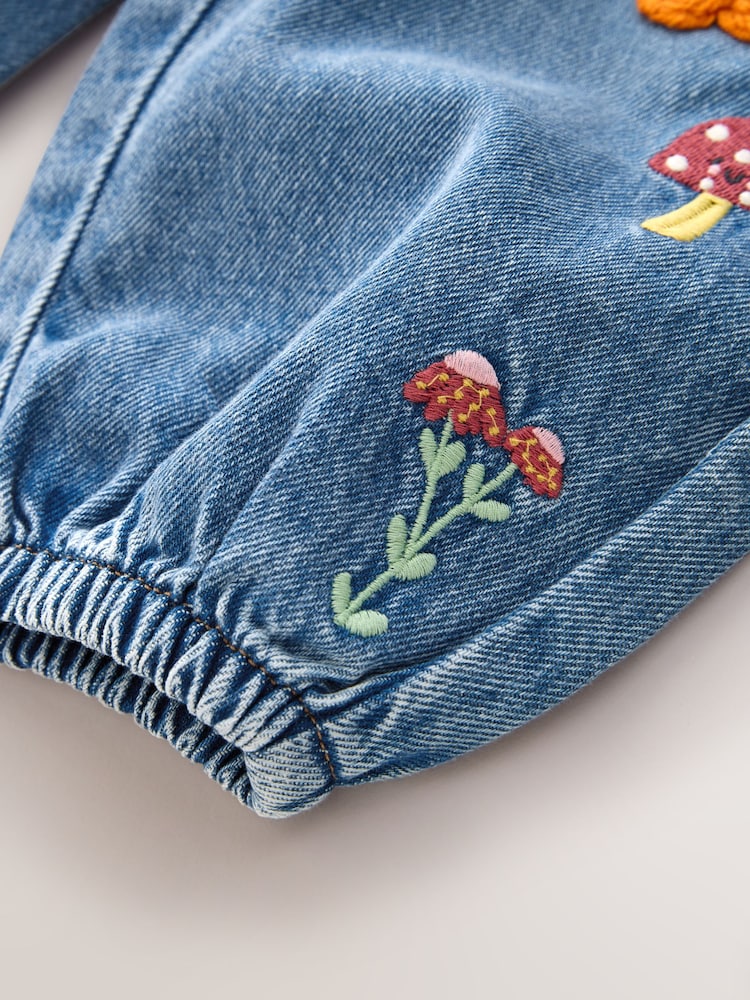 Mushroom/ Floral - Vaqueros con pernera tipo barril bordados (3 meses-7 años) - Imagen 8 de 8 Mushroom/ Floral - Vaqueros con pernera tipo barril bordados (3 meses-7 años) - Imagen 8 de 8
