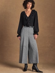 Ro&Zo Black Ruffle Front Trim Detail Blouse - Image 3 of 6