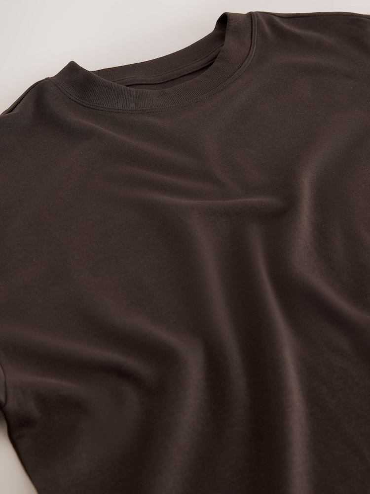 بني - Oversized Boxy Fit Heavyweight Crew Neck T-Shirt - صورة 3 من 3 بني - Oversized Boxy Fit Heavyweight Crew Neck T-Shirt - صورة 3 من 3