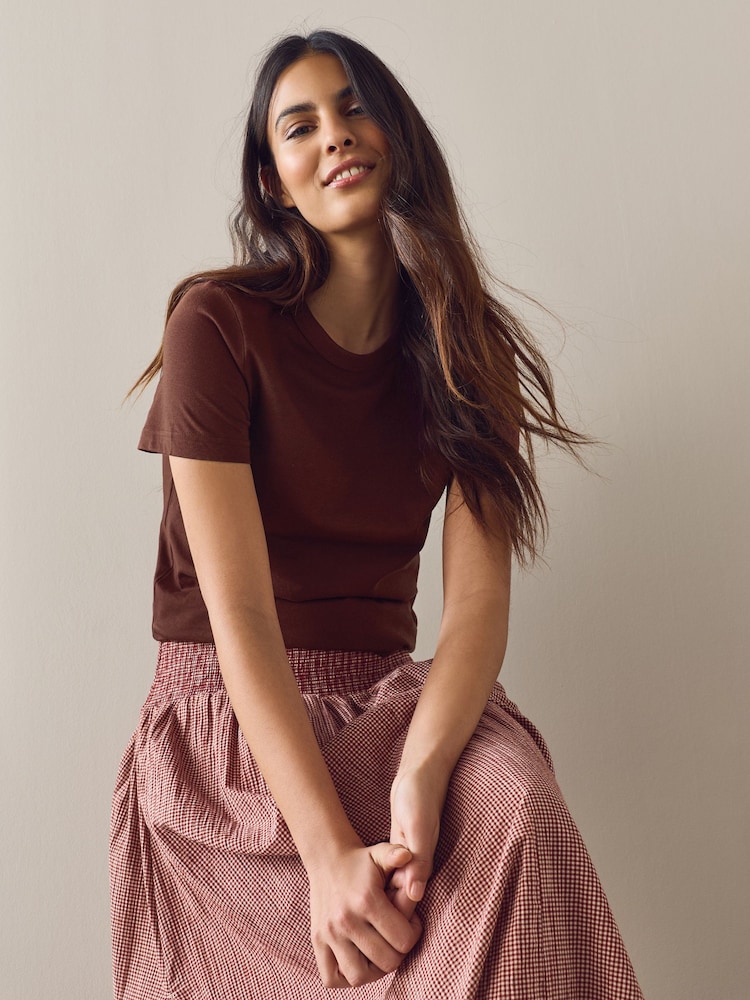 Chocolate Brown Essential Pure Cotton Short Sleeve Crew Neck T-Shirt - Image 2 of 8 Chocolate Brown Essential Pure Cotton Short Sleeve Crew Neck T-Shirt - Image 2 of 8