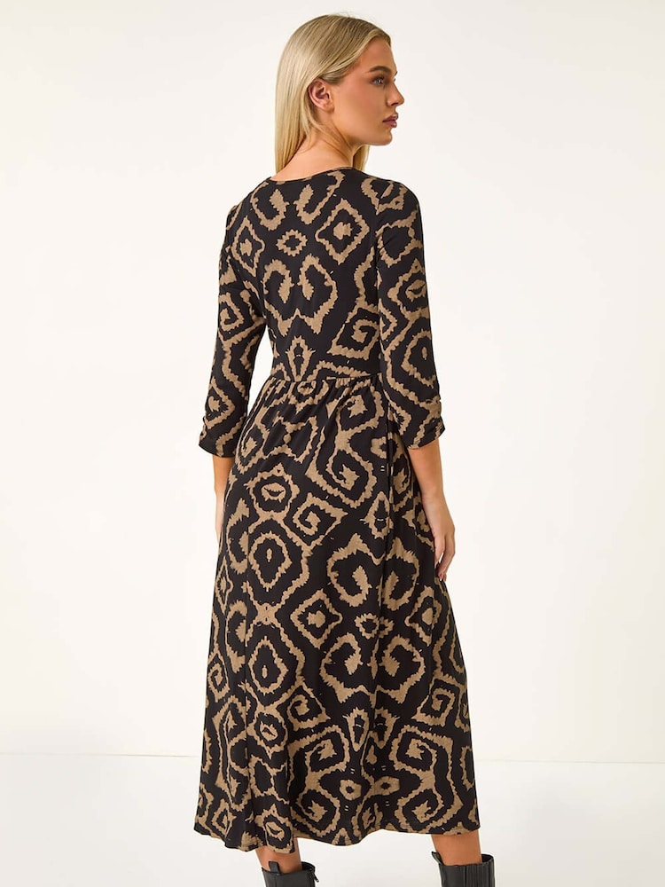 Roman Brown Petite Geo Print Gathered Midi Dress - Image 2 of 5 Roman Brown Petite Geo Print Gathered Midi Dress - Image 2 of 5