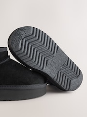 Itim - Baker by Ted Baker Water Repellent Cosy Suede Boots - Larawan 5 ng 5