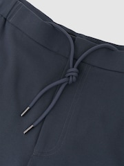 Airforce أزرق - شورت تشينو برباط شد تشكيلة Deck من Reiss - Image 5 of 5