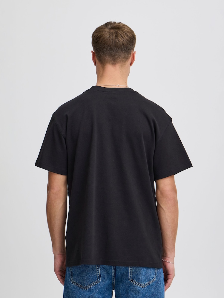 !Solid Black Box Fit T-Shirt - Image 2 of 4 !Solid Black Box Fit T-Shirt - Image 2 of 4