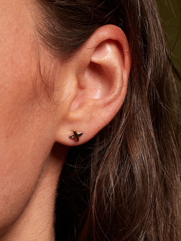 Hot Diamonds Sterling Silver Coupled Two Tone Earrings - Image 3 of 3 Hot Diamonds Sterling Silver Coupled Two Tone Earrings - Image 3 of 3