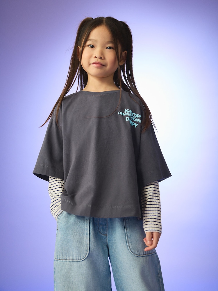 Grey KPOP Demon Hunters T-Shirt (6-16yrs) - Image 1 of 10 Grey KPOP Demon Hunters T-Shirt (6-16yrs) - Image 1 of 10