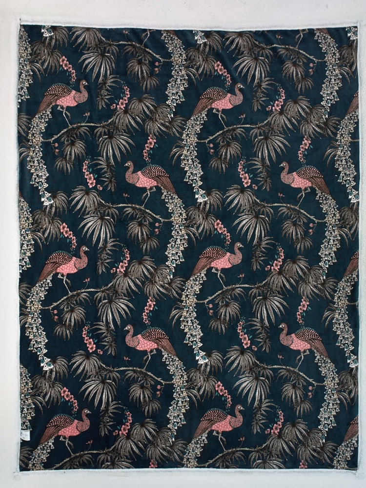 Deyongs Peacocks Printed Sherpa Reverse Throw - Image 2 of 3 Deyongs Peacocks Printed Sherpa Reverse Throw - Image 2 of 3