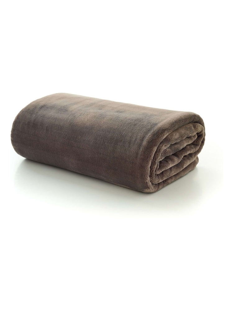 The Lyndon Company Fawn Coco Touch Throw - Image 2 of 2 The Lyndon Company Fawn Coco Touch Throw - Image 2 of 2