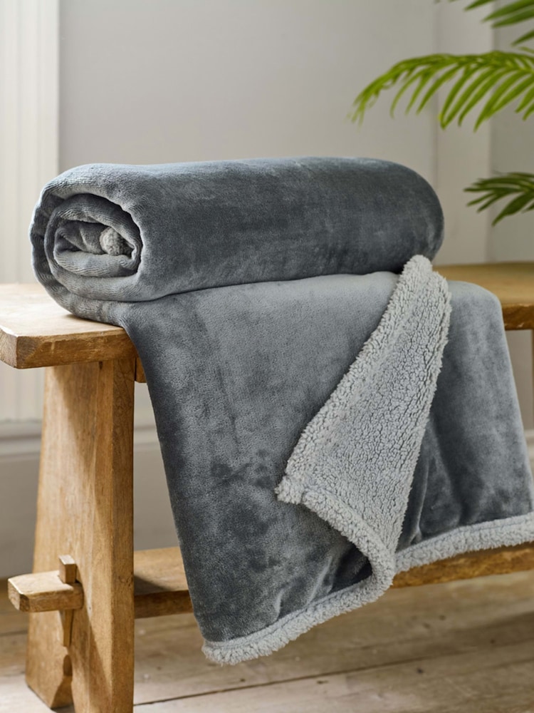 Deyongs Silver Hazelwood Sherpa Reverse Throw - Image 1 of 2 Deyongs Silver Hazelwood Sherpa Reverse Throw - Image 1 of 2