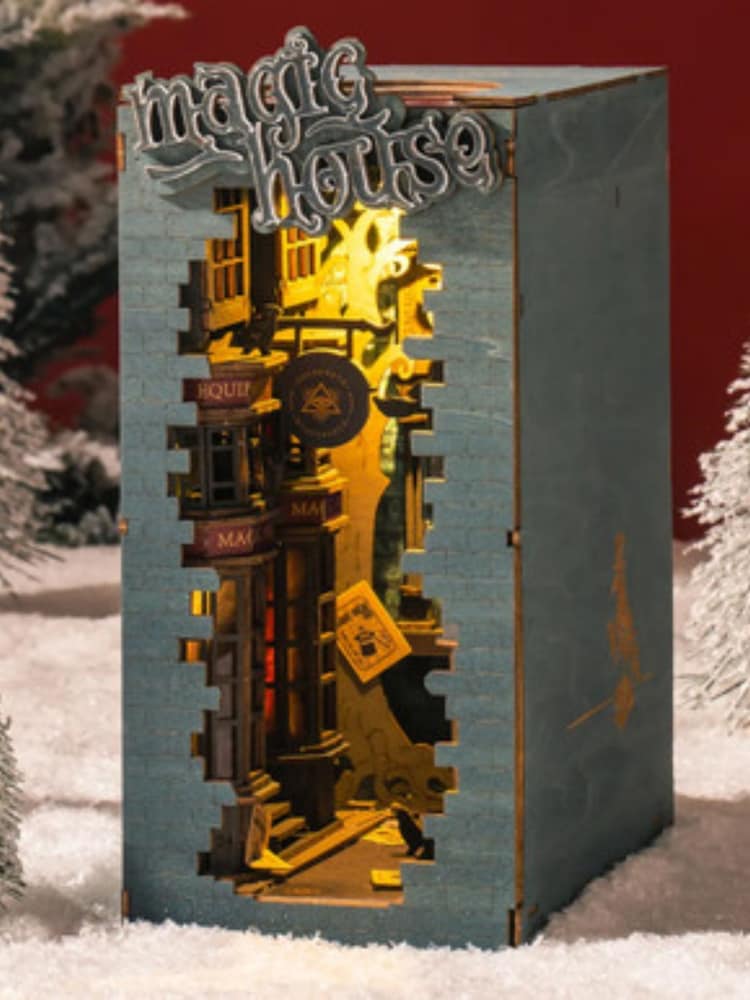 MenKind Multicolour Book Nook Kit Craft Your Own Enchanted Wonderland - Image 2 of 8