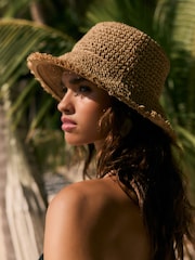 ナチュラル - Friends Like These Fringe Raffia Bucket Hat - 画像 1 / 3