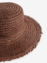 チョコレートブラウン - Friends Like These Fringe Raffia Bucket Hat - 画像 3 / 4