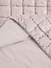 Natural Darcie Textured Quilted Bedspread - Image 5 of 6