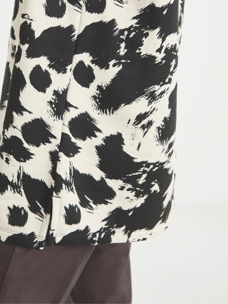 JD Williams Black The Classic Longline Sweatshirt - Image 4 of 4 JD Williams Black The Classic Longline Sweatshirt - Image 4 of 4