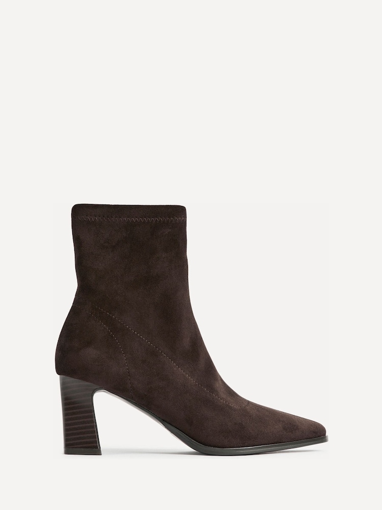 Linzi Brown Tan Blaze Ankle Boots With Stacked Heels - Image 2 of 5 Linzi Brown Tan Blaze Ankle Boots With Stacked Heels - Image 2 of 5