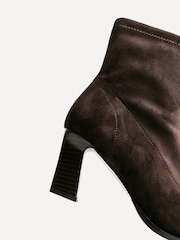 Linzi Brown Tan Blaze Ankle Boots With Stacked Heels - Image 5 of 5