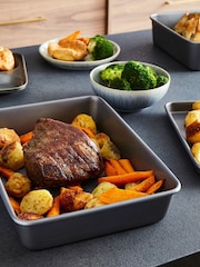 Morphy Richards Silver Grey Yorkshire Pudding Tray Oven Tray and Roasting Tin Set - Image 3 of 6