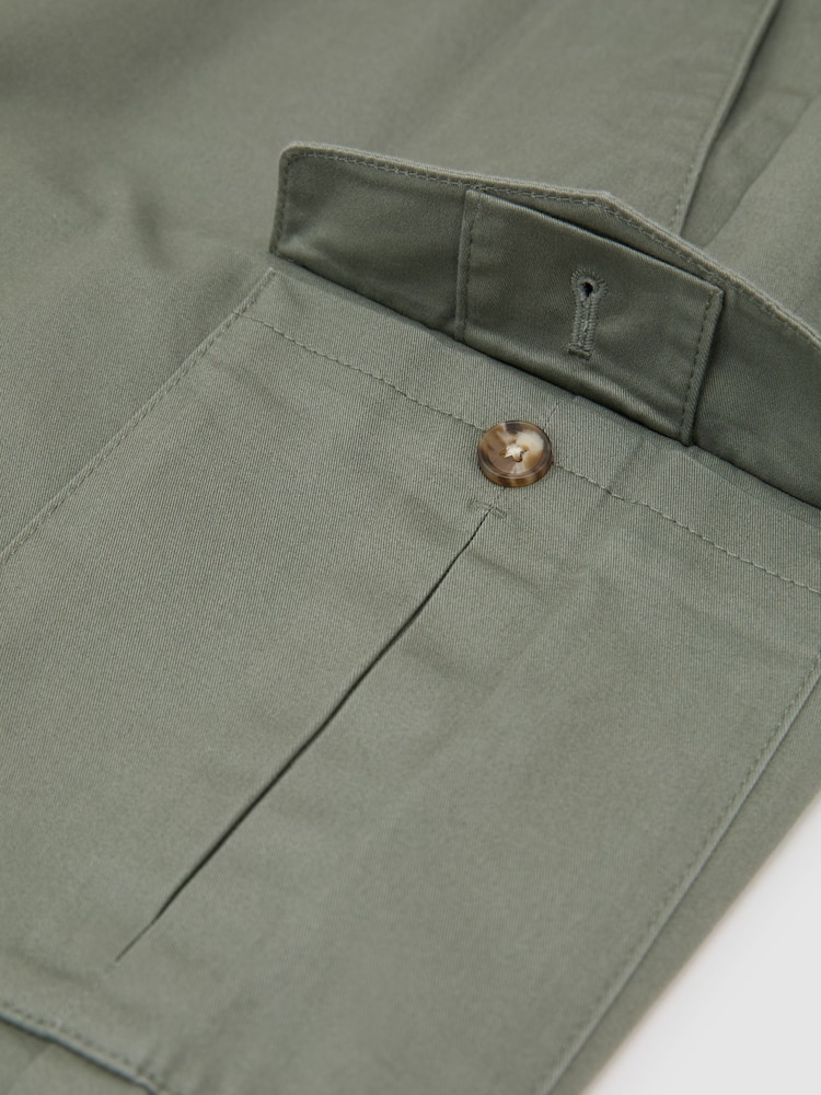Reiss Sage Green Wicket Cargo Cotton Cargo Chino Shorts with Stretch - Image 7 of 7