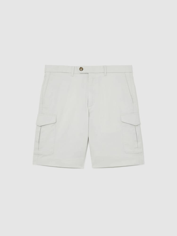 Reiss Chalk Wicket Cargo Cotton Cargo Chino Shorts with Stretch - Image 2 of 6 Reiss Chalk Wicket Cargo Cotton Cargo Chino Shorts with Stretch - Image 2 of 6