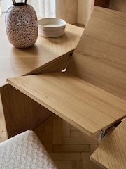 Light Natural Oak Hyde Veneer 6 to 10 Seater Extending Dining Table - Image 5 of 9