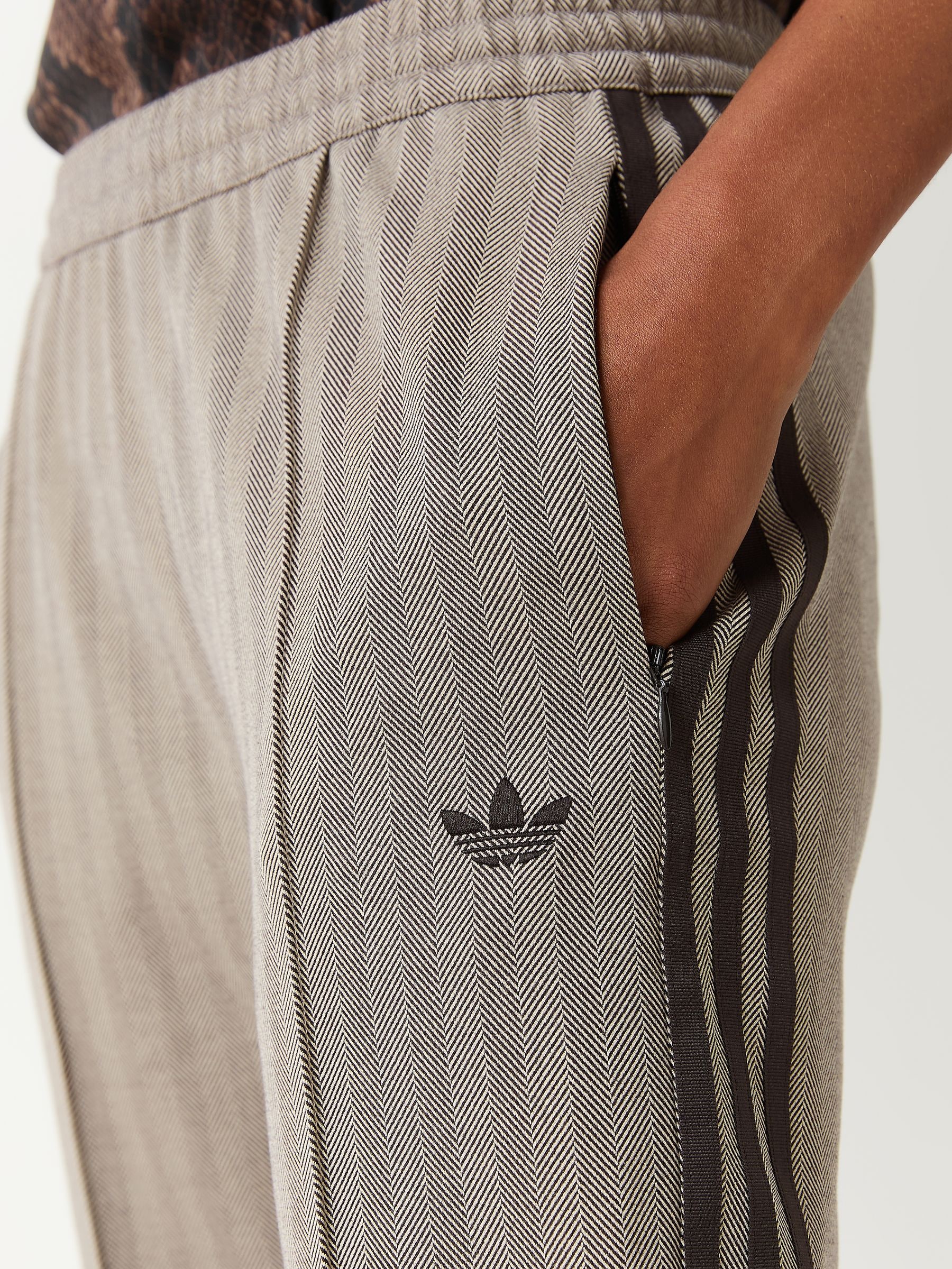 漢 Comprar Calças de treino clássicas adidas Originals em tweed